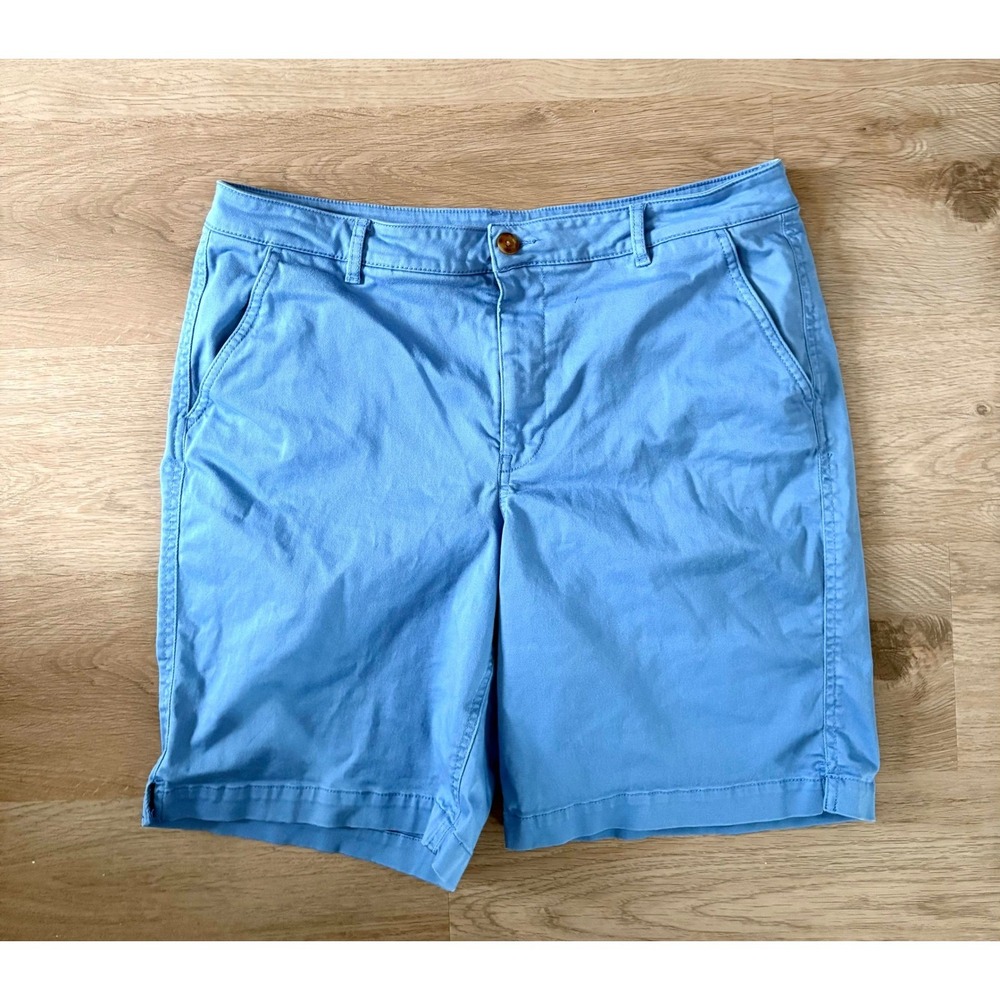 LL Bean Chino Bermuda Shorts Classic Coastal Grandma Quiet Luxury Casual Outdoor